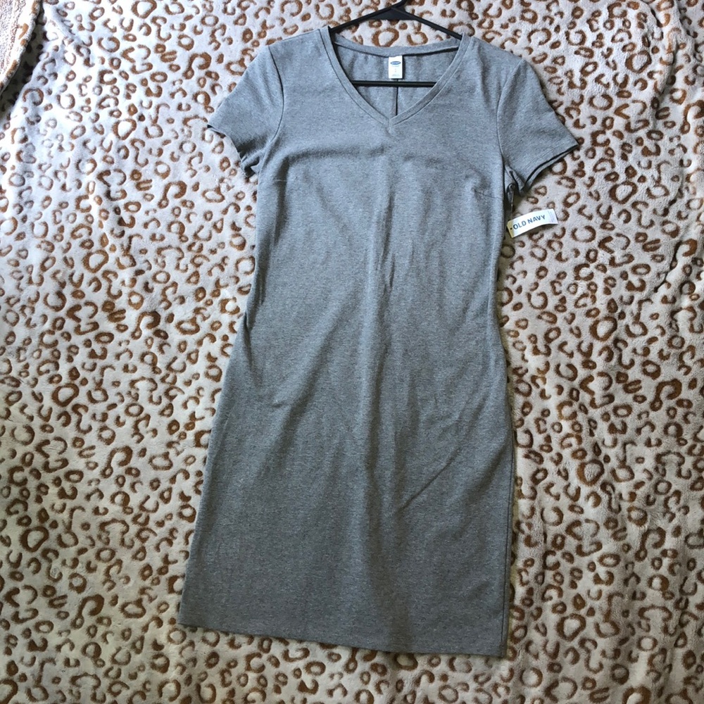 Old Navy - V-Neck T-Shirt dress - NWT